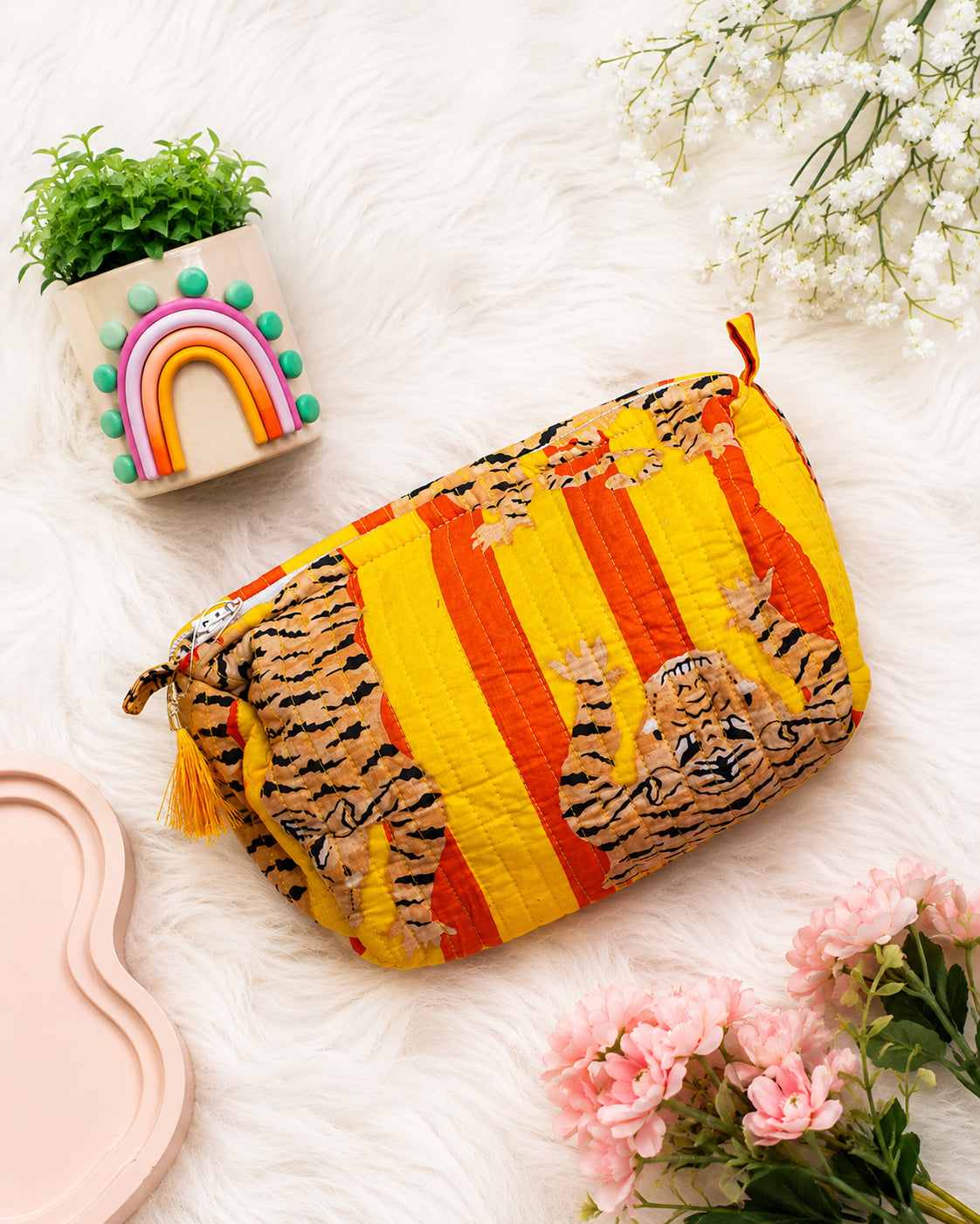 Desi Chic Hamper